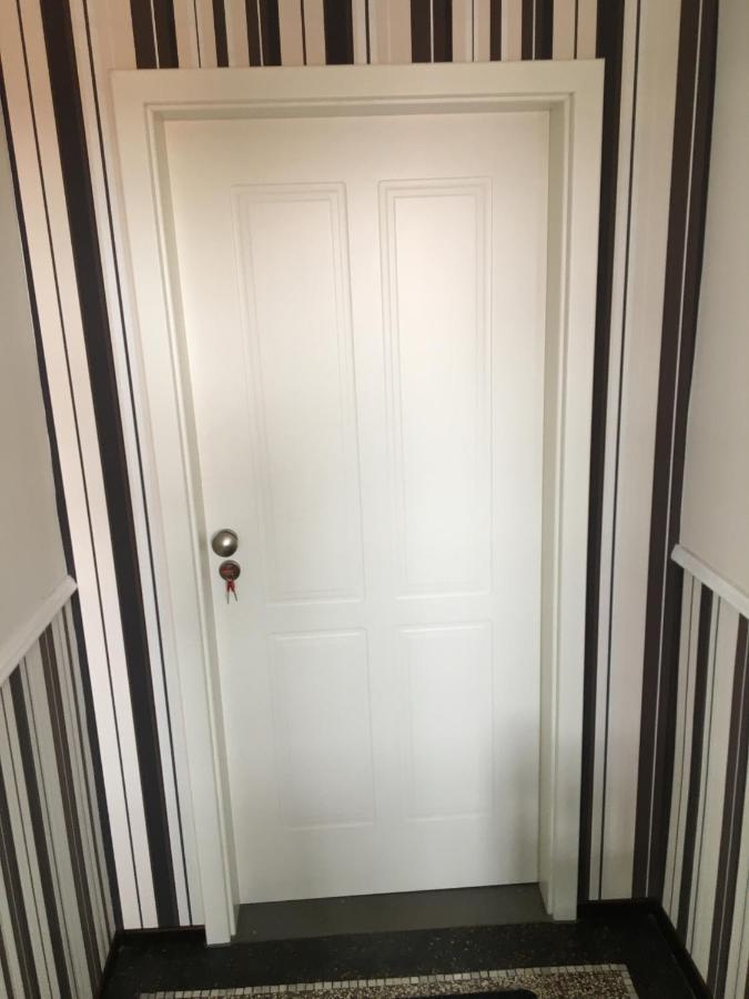 Hatzenport Ferienwohnung Rabennest מראה חיצוני תמונה